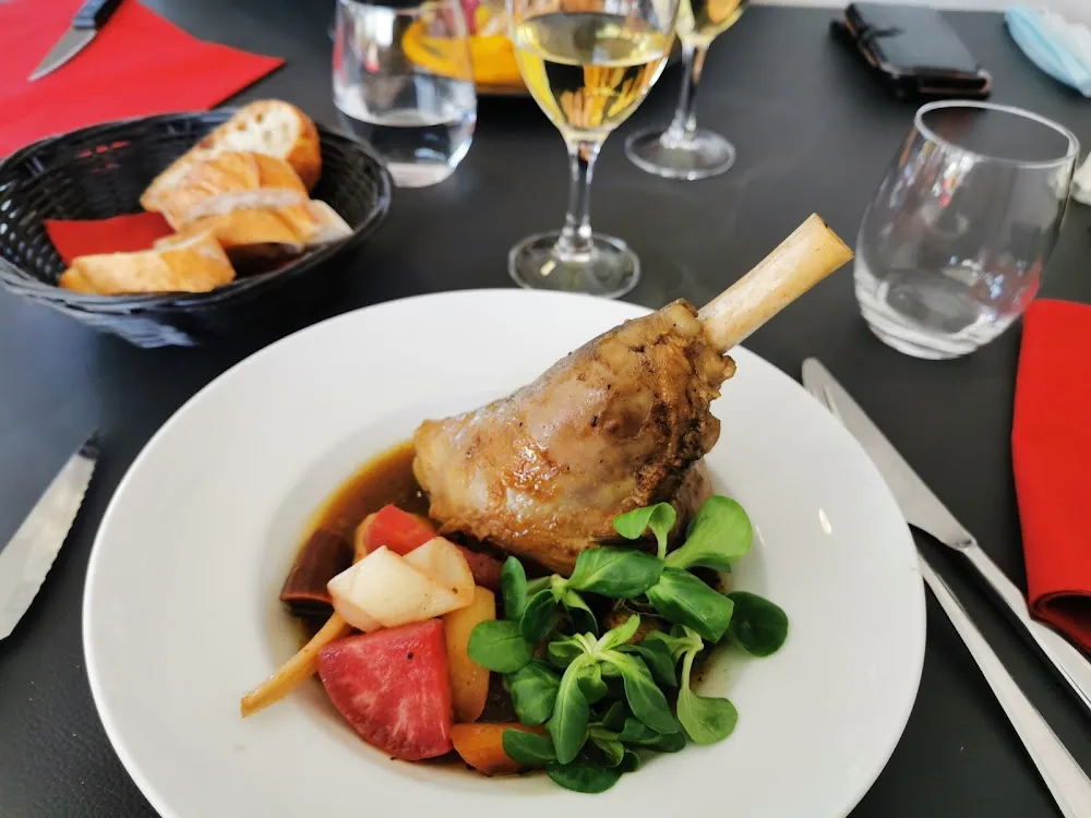 Souris d'agneau Aux Légumes de Saison